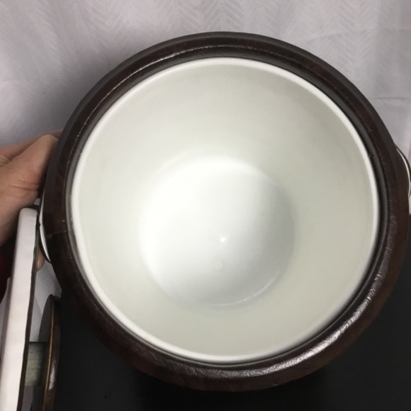 Vintage Mid Century Modern Ice Bucket Woven Sides Brown Faux Leather Trim Handle - Picture 4 of 7